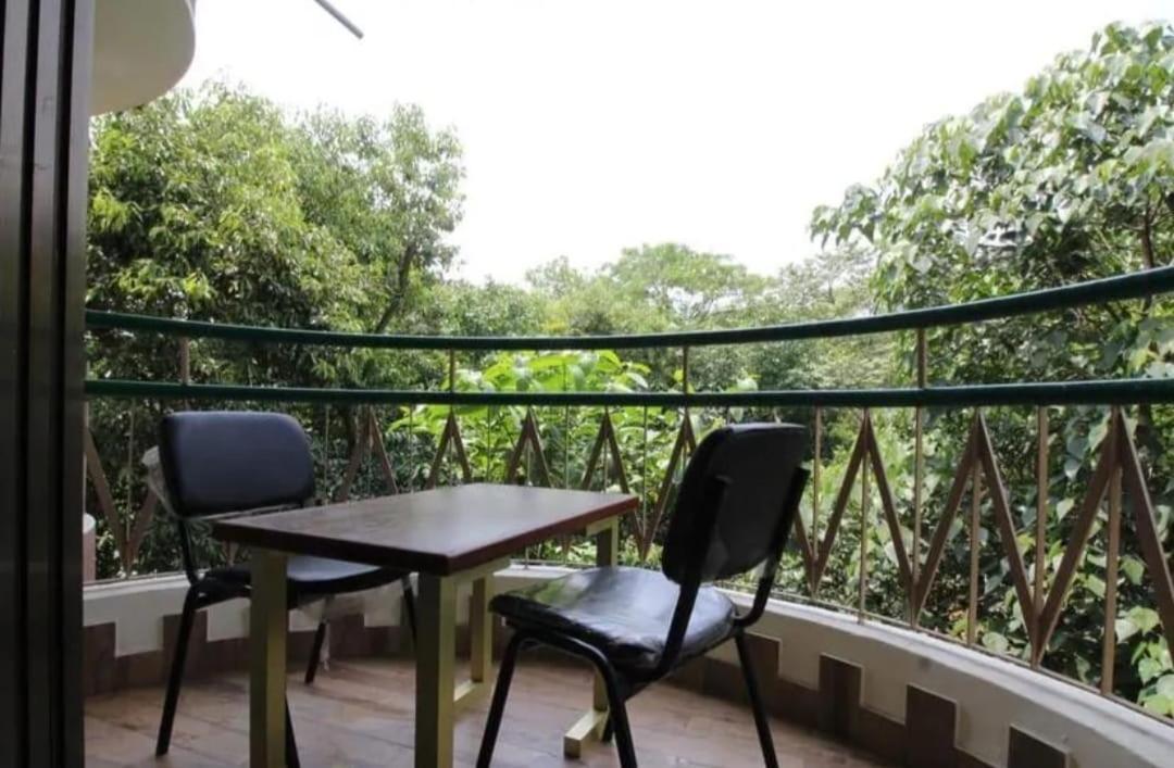 Hotel Laxmi Residency 로나발라 외부 사진