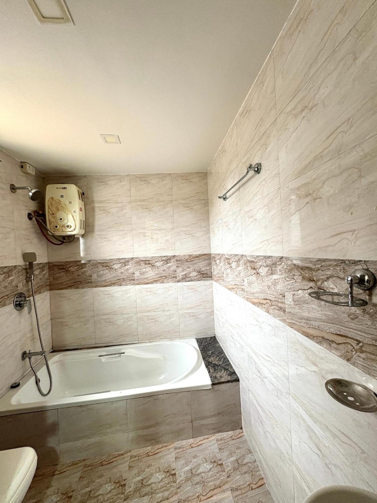 Hotel Laxmi Residency 로나발라 외부 사진